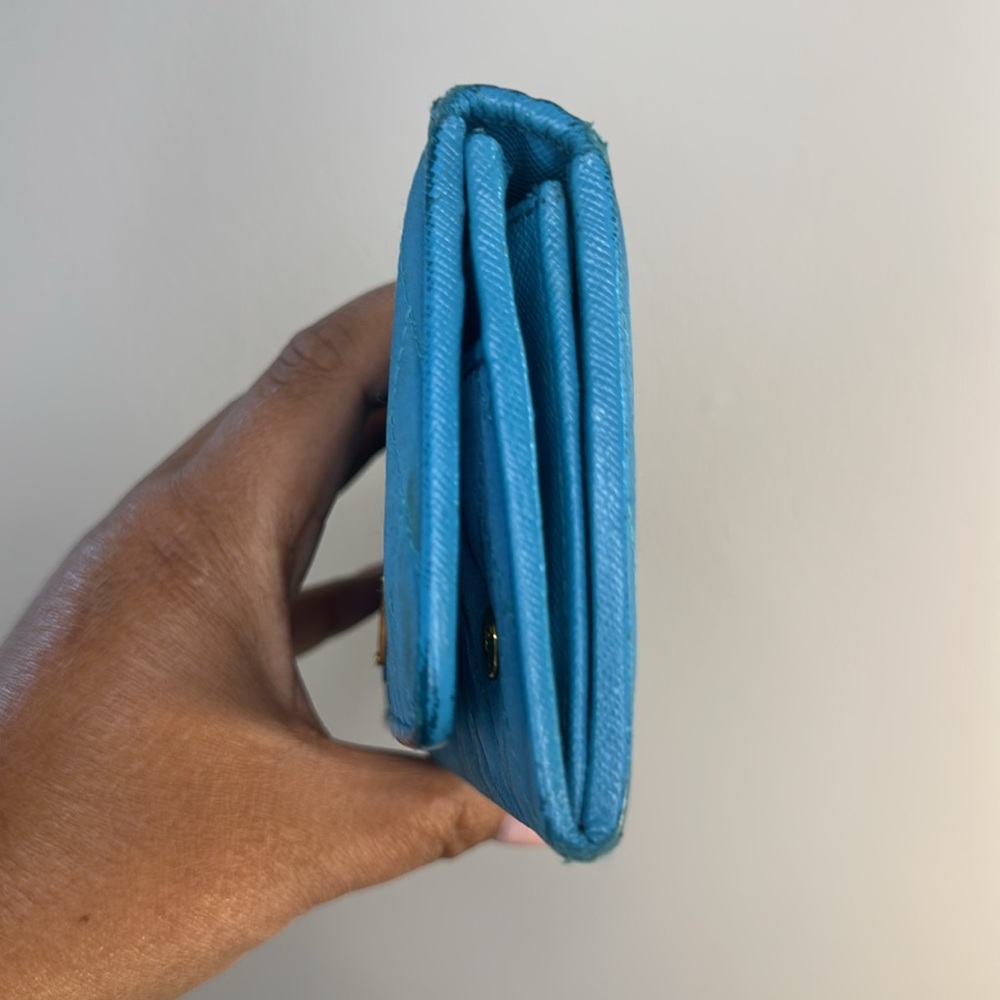 Prada Blue Wallet pre loved - Picture 8 of 10